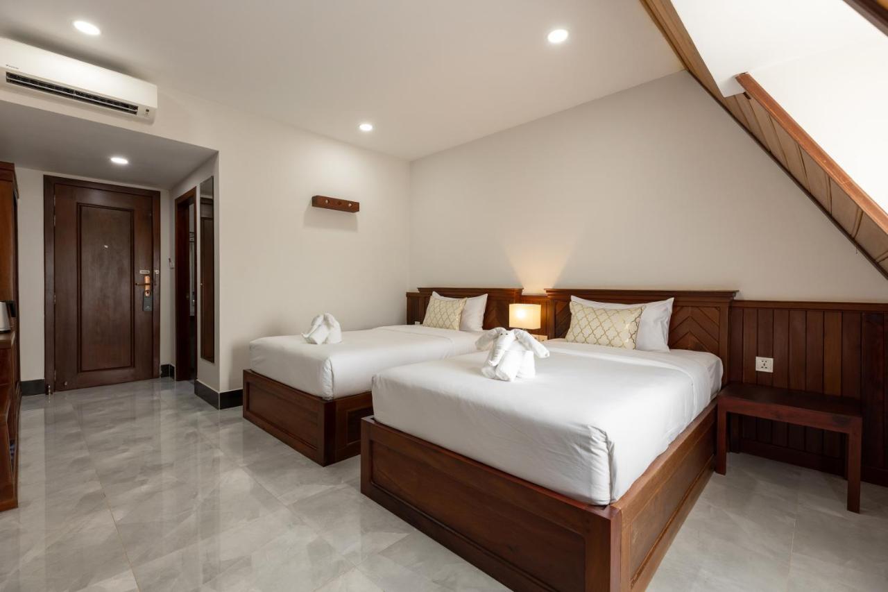 Blanc Smith Hotel Ciudad de Siem Riep Exterior foto